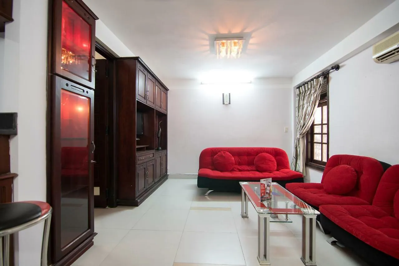 Reddoorz Near Cau Song Han 2 Da Nang 2*,  Vietnam