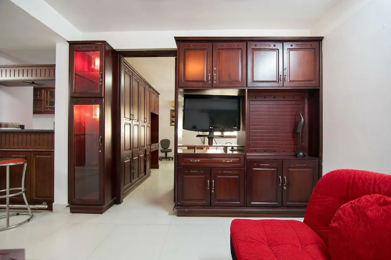 Reddoorz Near Cau Song Han 2 Da Nang